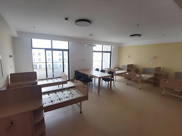 办理深圳户口要多久_变态男躲女神床下，尺度生猛的日本电影！ 变态男躲女本电影来看总体