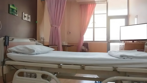 回国落户深圳_《南京照相馆》很好，能爆！ 他了你就可以考虑删掉